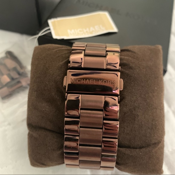 Michael Kors Watch - Picture 3 of 5